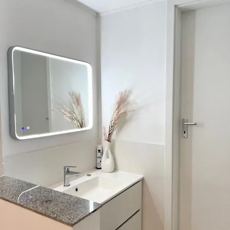 Messe And Airport, 2-bedroom Duplex With Kitchen And Garden