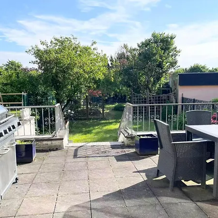 Appartamento Messe And Airport, 2-bedroom Duplex With Kitchen And Garden Düsseldorf