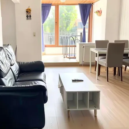 Messe And Airport, 2-bedroom Duplex With Kitchen And Garden