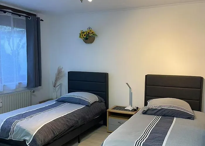 Messe And Airport, 2-bedroom Duplex With Kitchen And Garden Düsseldorf